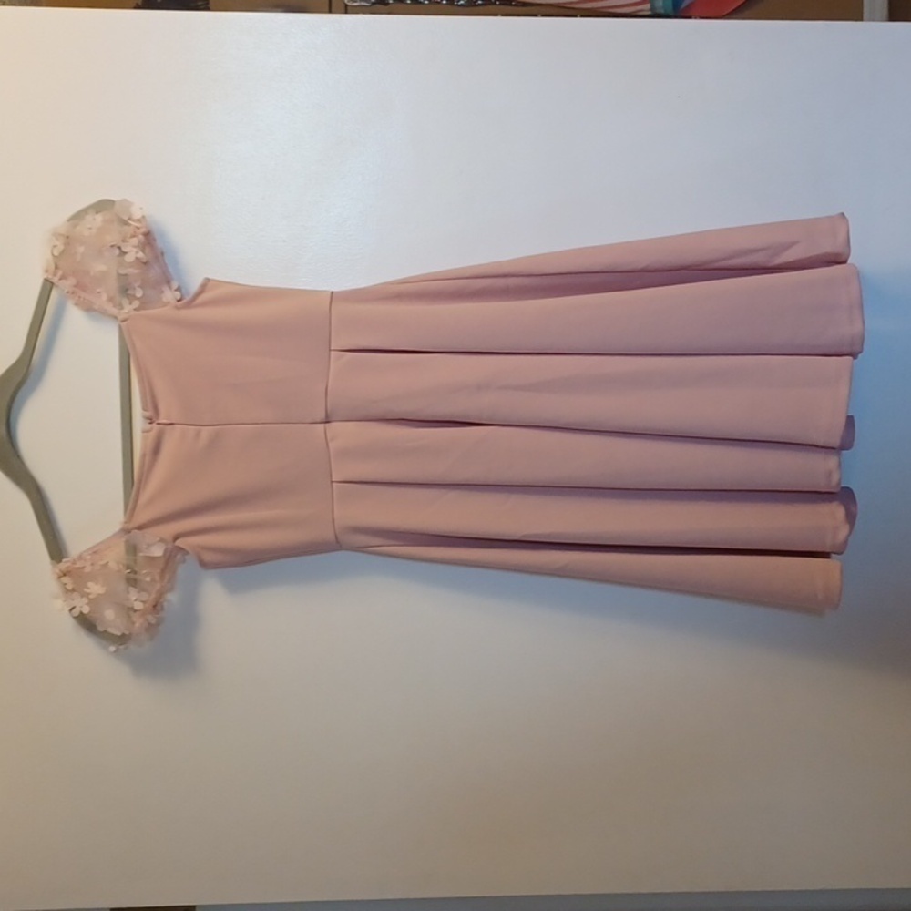 WDIRARA GIRS APPLIQUE MESH PUFF SLEEVE DRESS, size 8Y-9Y.